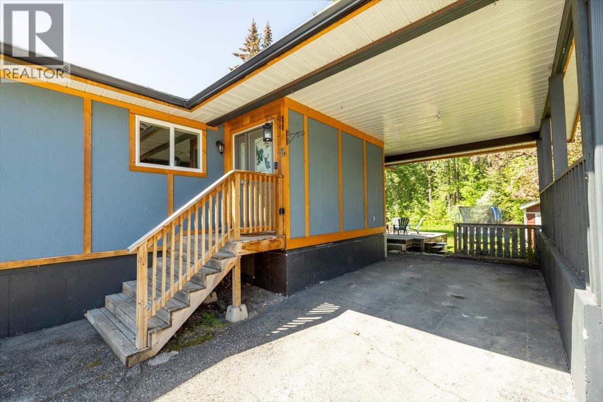 8 Mt Proctor Avenue, Fernie, British Columbia  V0B 1M3 - Photo 19 - 10389064