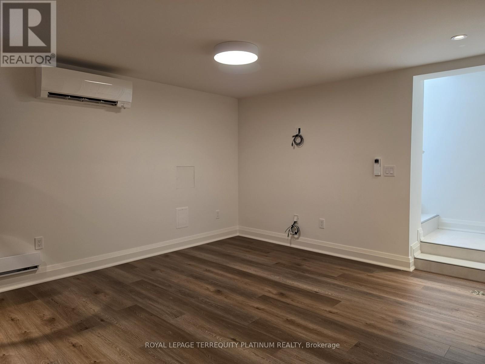 Bsmt - 191 Shaw Street, Toronto, Ontario  M6J 2W7 - Photo 10 - C13210058