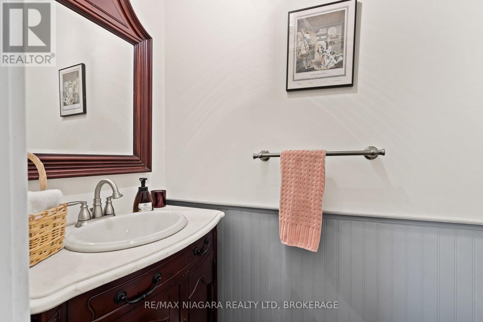 535 Charlotte Street, Niagara-On-The-Lake, Ontario  L0S 1J0 - Photo 17 - X13210498
