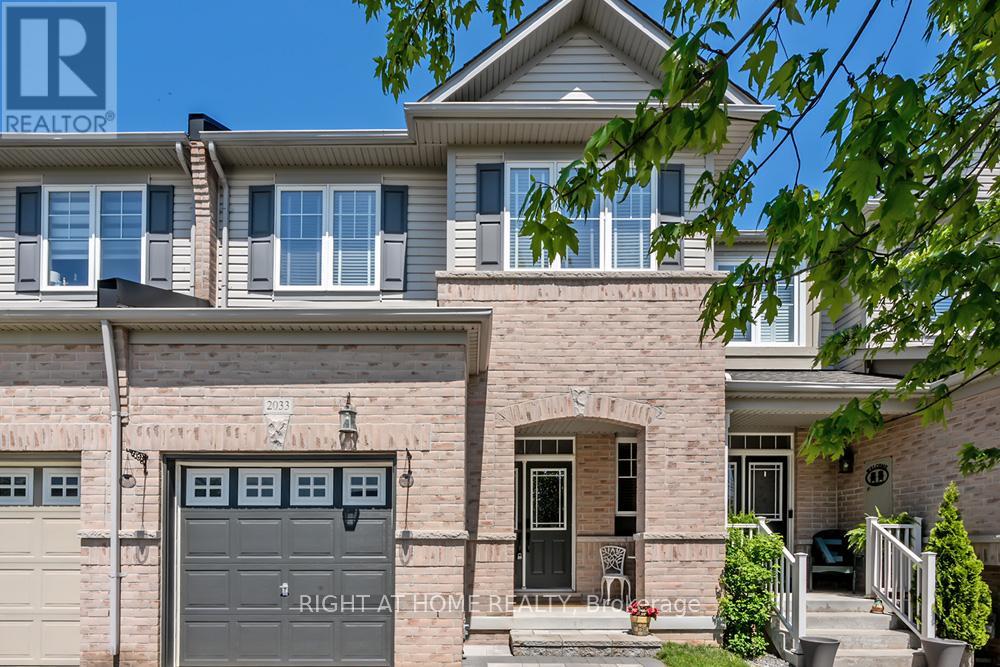2033 TRAWDEN WAY, Oakville, Ontario