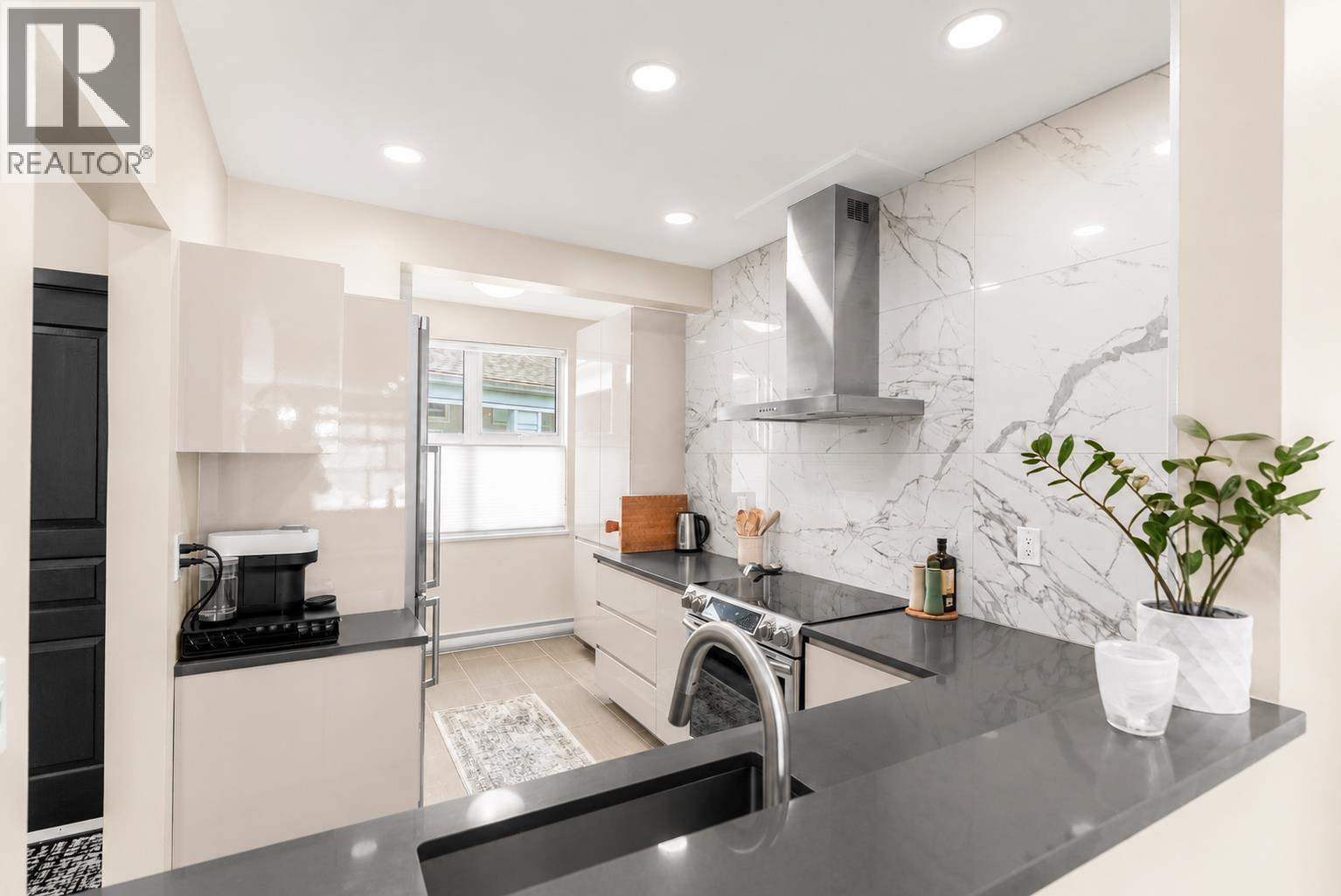 415 2020 E Kent Avenue South Avenue, Vancouver, British Columbia  V5P 4X1 - Photo 13 - R3129312