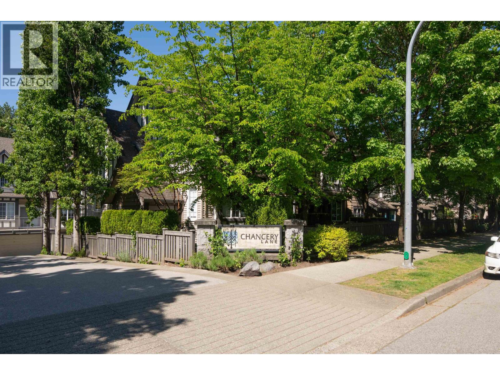 2 8533 Cumberland Place, Burnaby, British Columbia  V3N 5C1 - Photo 37 - R3129322