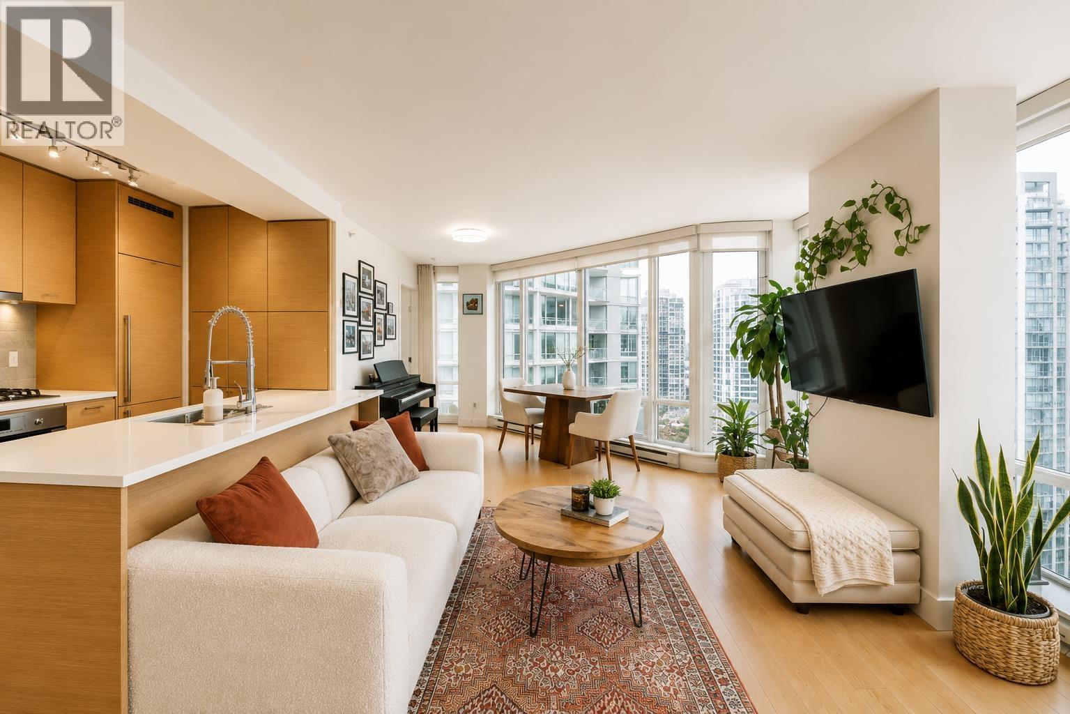 1901 565 Smithe Street, Vancouver, British Columbia  V6B 0E4 - Photo 5 - R3129327