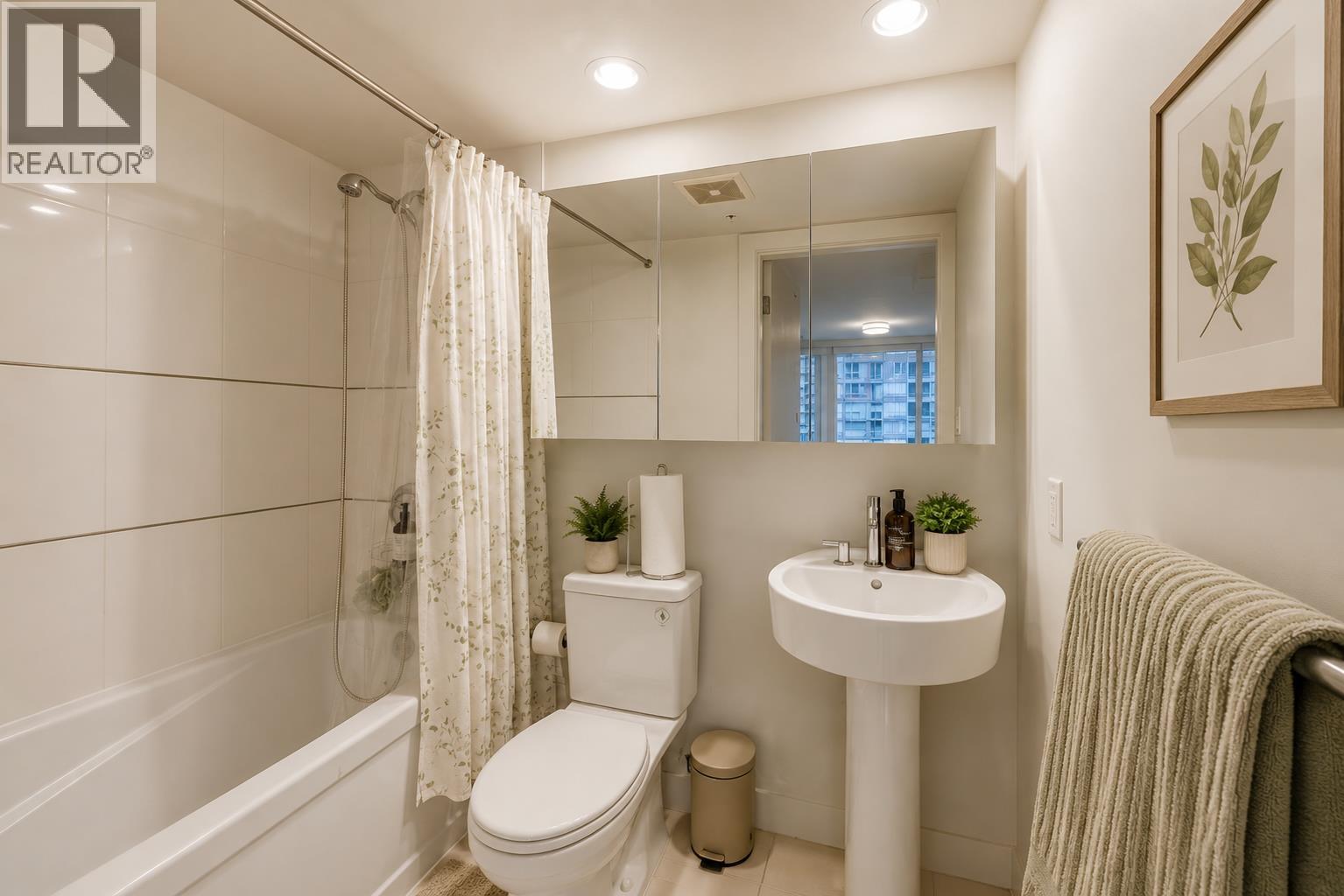1901 565 Smithe Street, Vancouver, British Columbia  V6B 0E4 - Photo 9 - R3129327