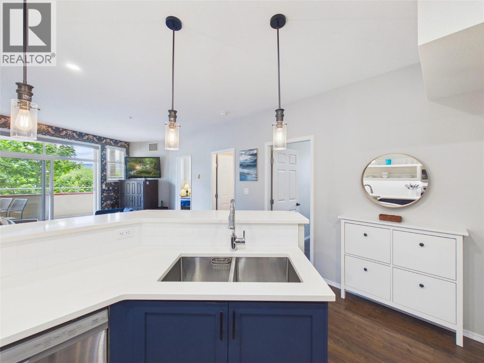 1088 Sunset Drive Unit# 302, Kelowna, British Columbia  V1Y 9W1 - Photo 11 - 10384421