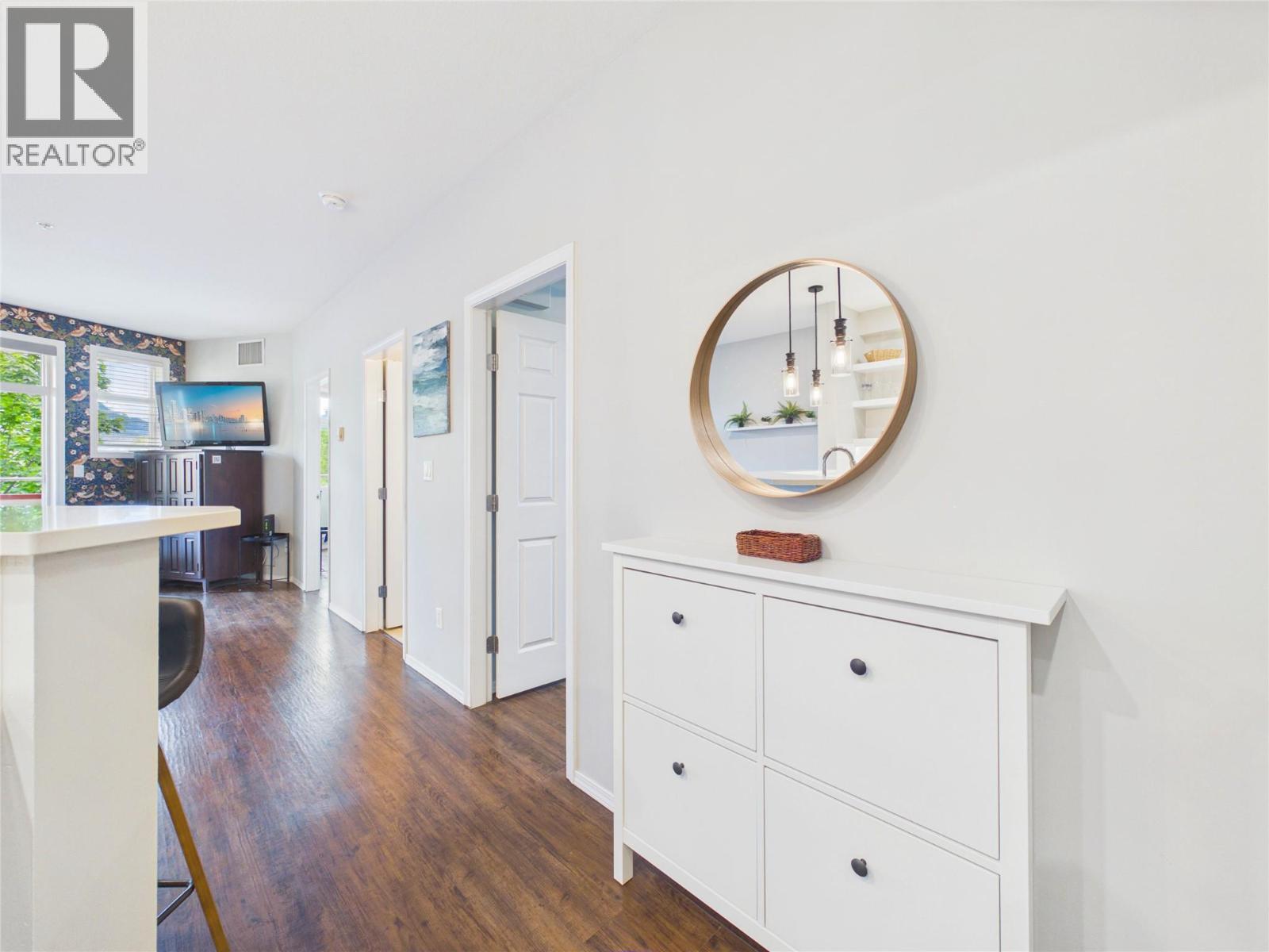 1088 Sunset Drive Unit# 302, Kelowna, British Columbia  V1Y 9W1 - Photo 8 - 10384421