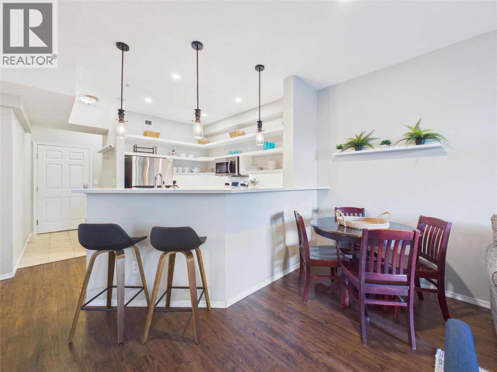 1088 Sunset Drive Unit# 302, Kelowna, British Columbia  V1Y 9W1 - Photo 12 - 10384421