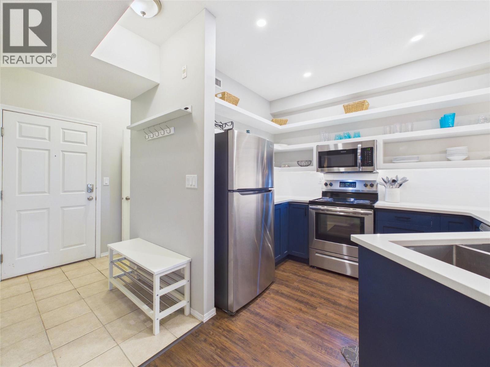 1088 Sunset Drive Unit# 302, Kelowna, British Columbia  V1Y 9W1 - Photo 6 - 10384421