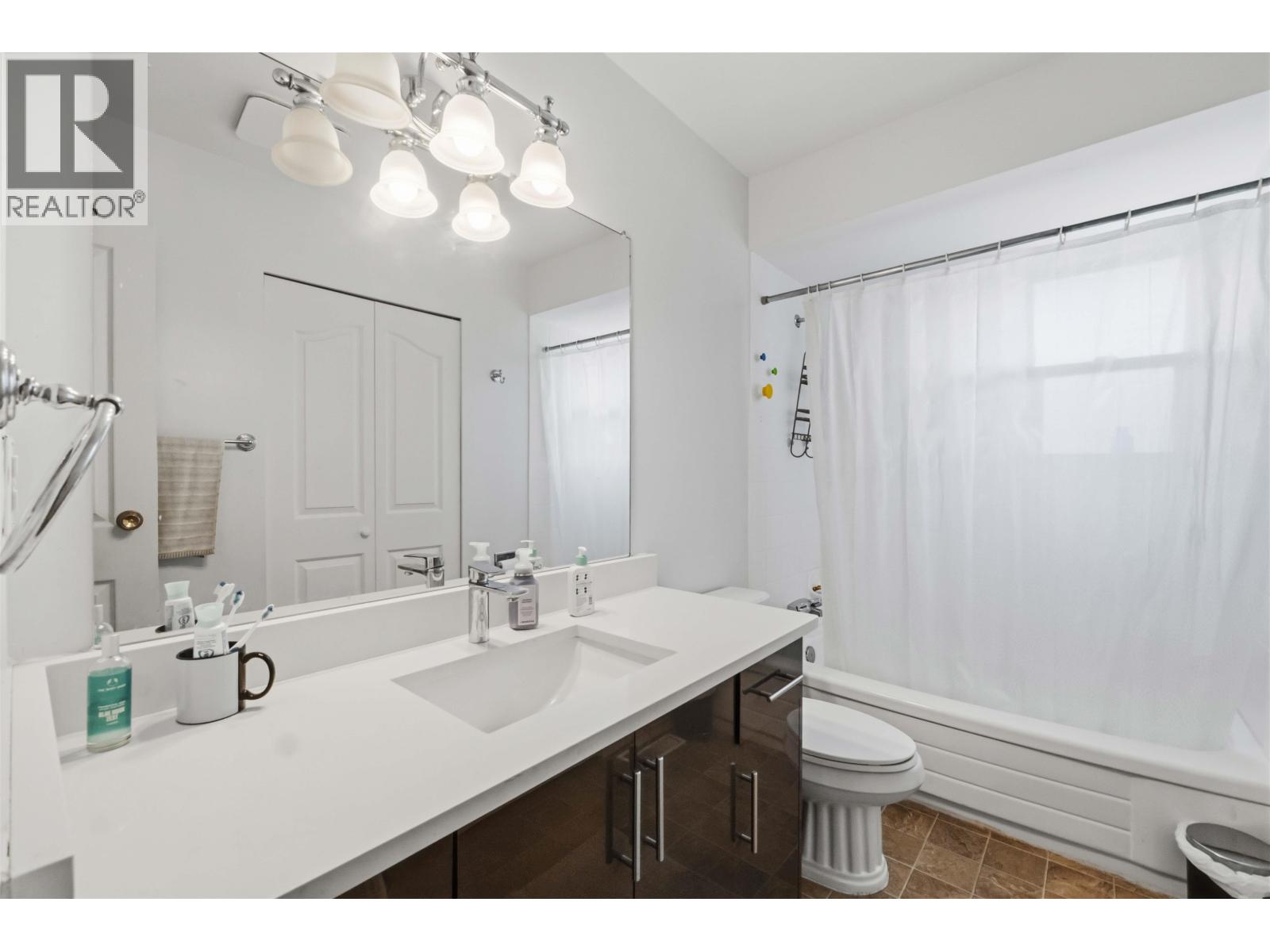 19536 118b Avenue, Pitt Meadows, British Columbia  V3Y 1L3 - Photo 11 - R3128519