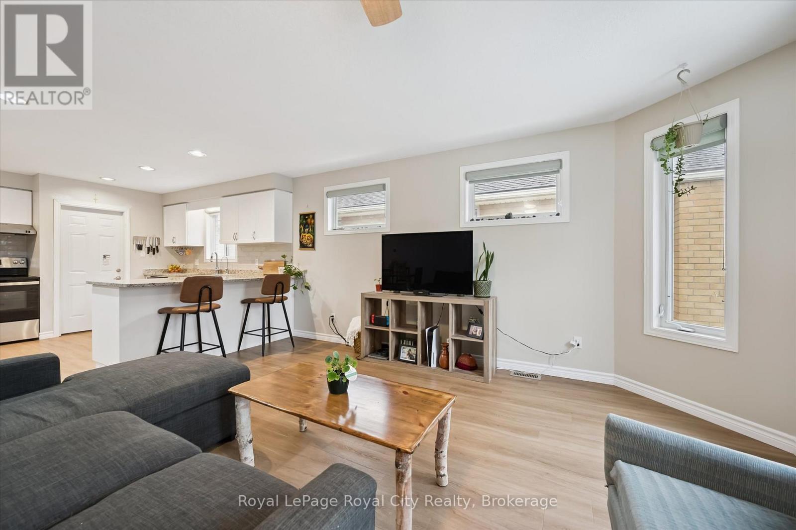 45 Borland Drive, Guelph, Ontario  N1G 5B5 - Photo 16 - X13210454