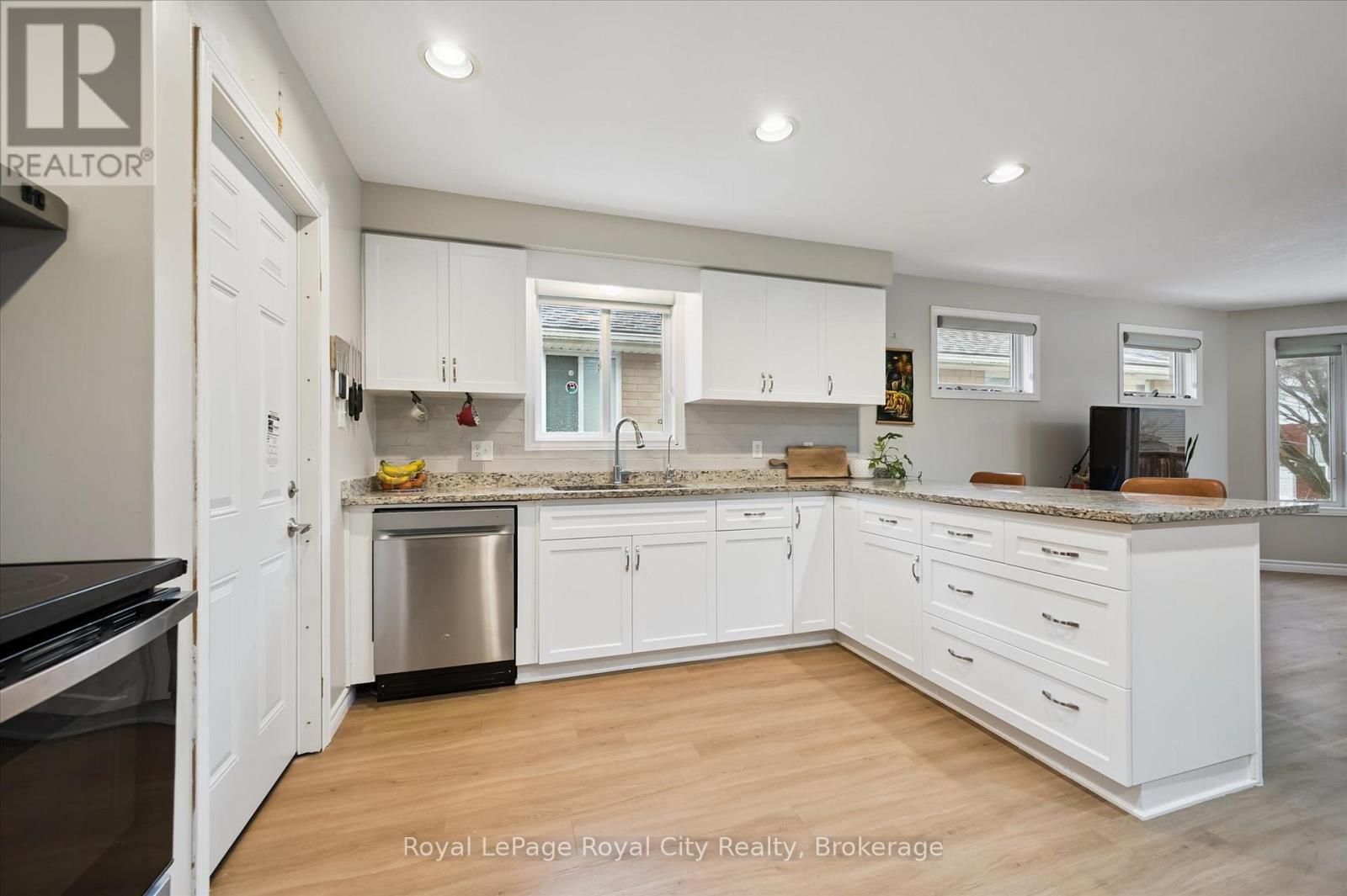 45 Borland Drive, Guelph, Ontario  N1G 5B5 - Photo 9 - X13210454