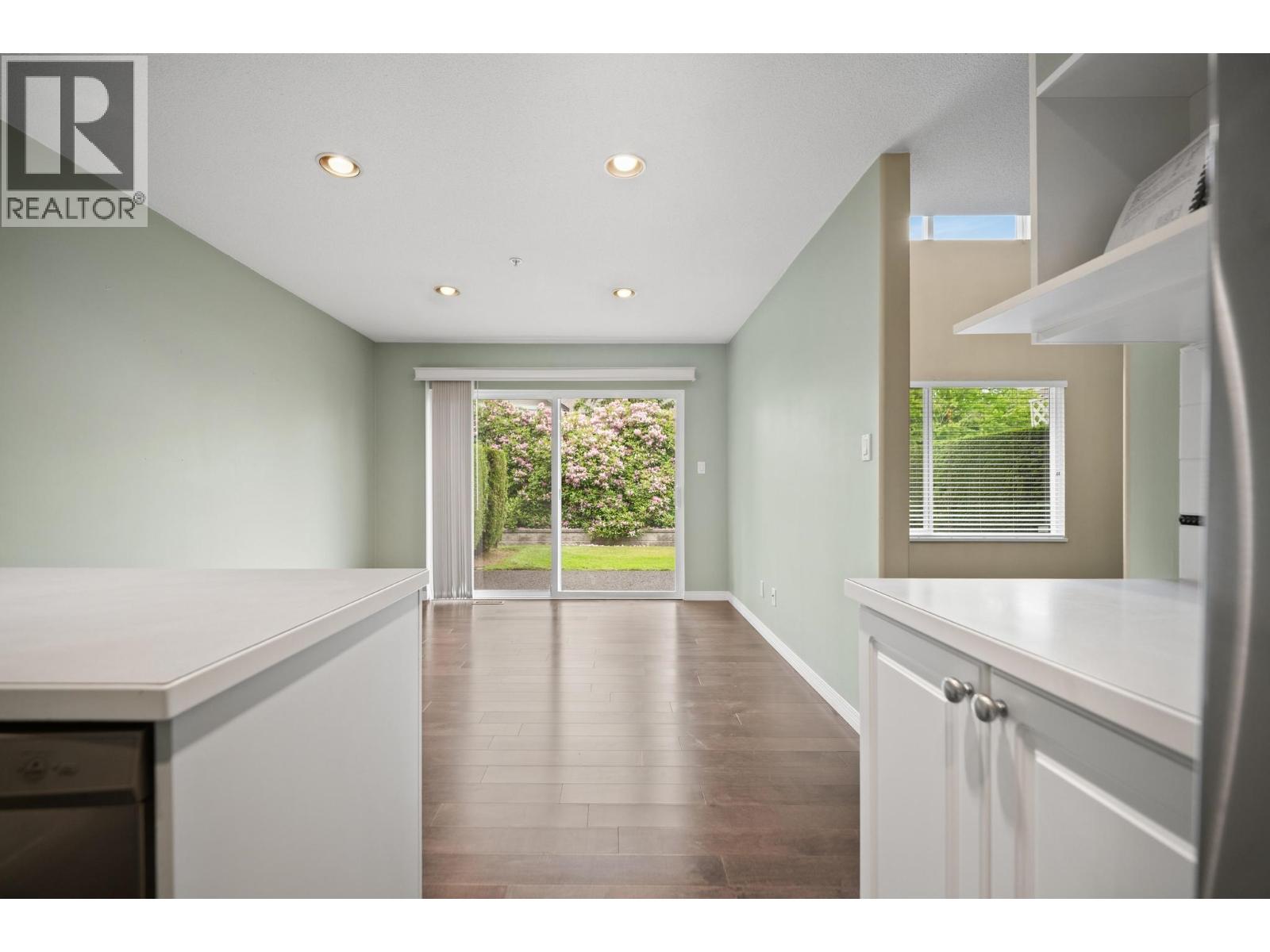 32 1370 Riverwood Gate Boulevard, Port Coquitlam, British Columbia  V3B 7V7 - Photo 12 - R3123557