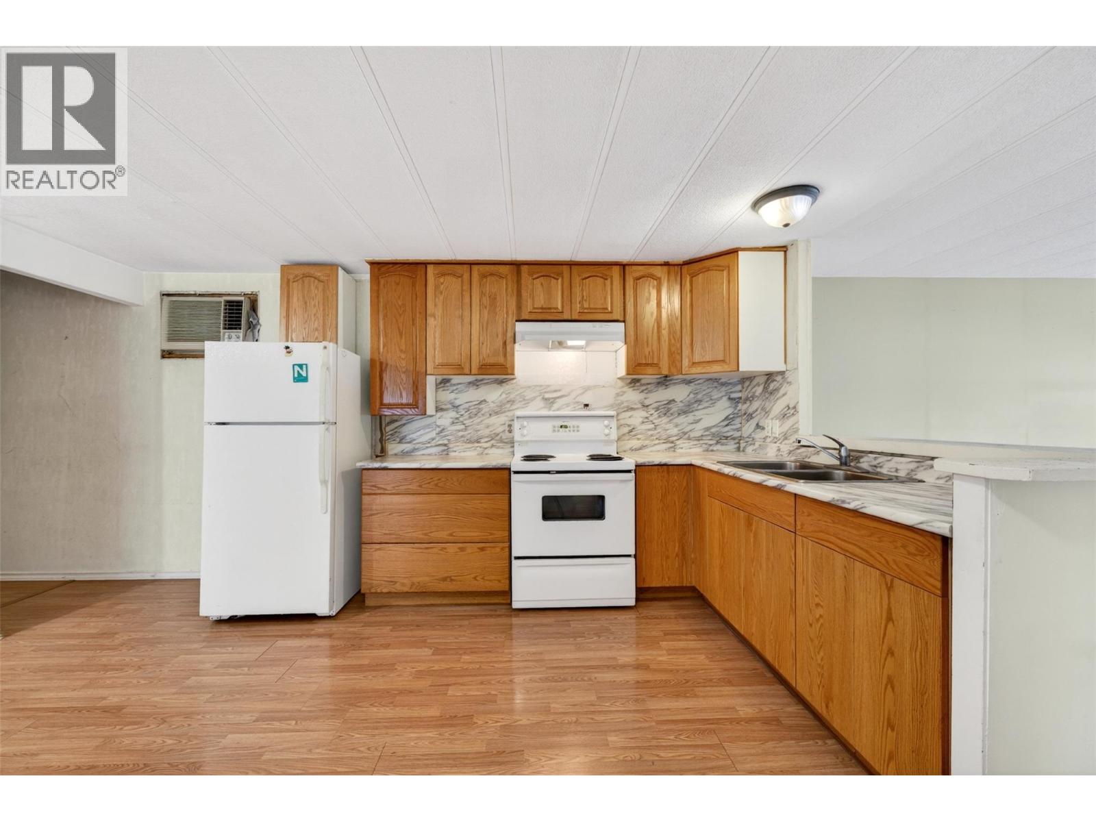 2500 97b Highway Se Unit# 144, Salmon Arm, British Columbia  V1E 1C2 - Photo 17 - 10388997