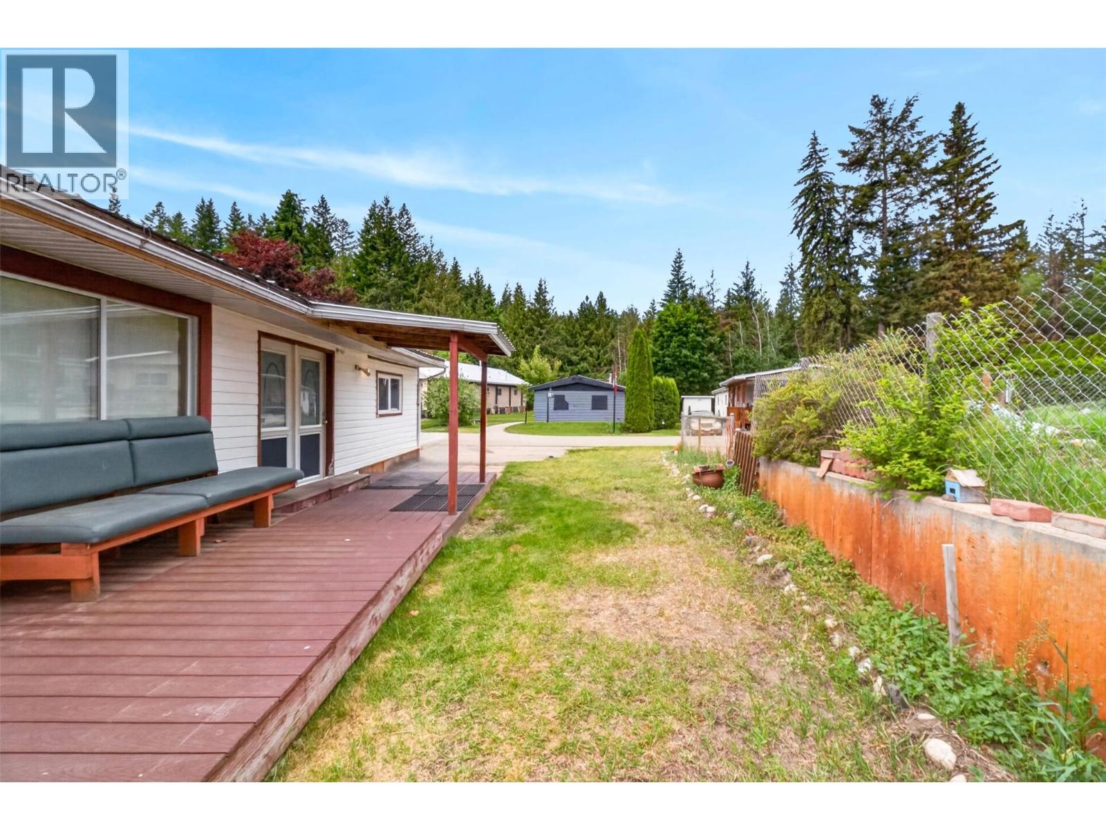 2500 97b Highway Se Unit# 144, Salmon Arm, British Columbia  V1E 1C2 - Photo 38 - 10388997