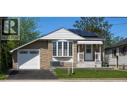 823 QUEENSDALE Avenue E, Hamilton, Ontario