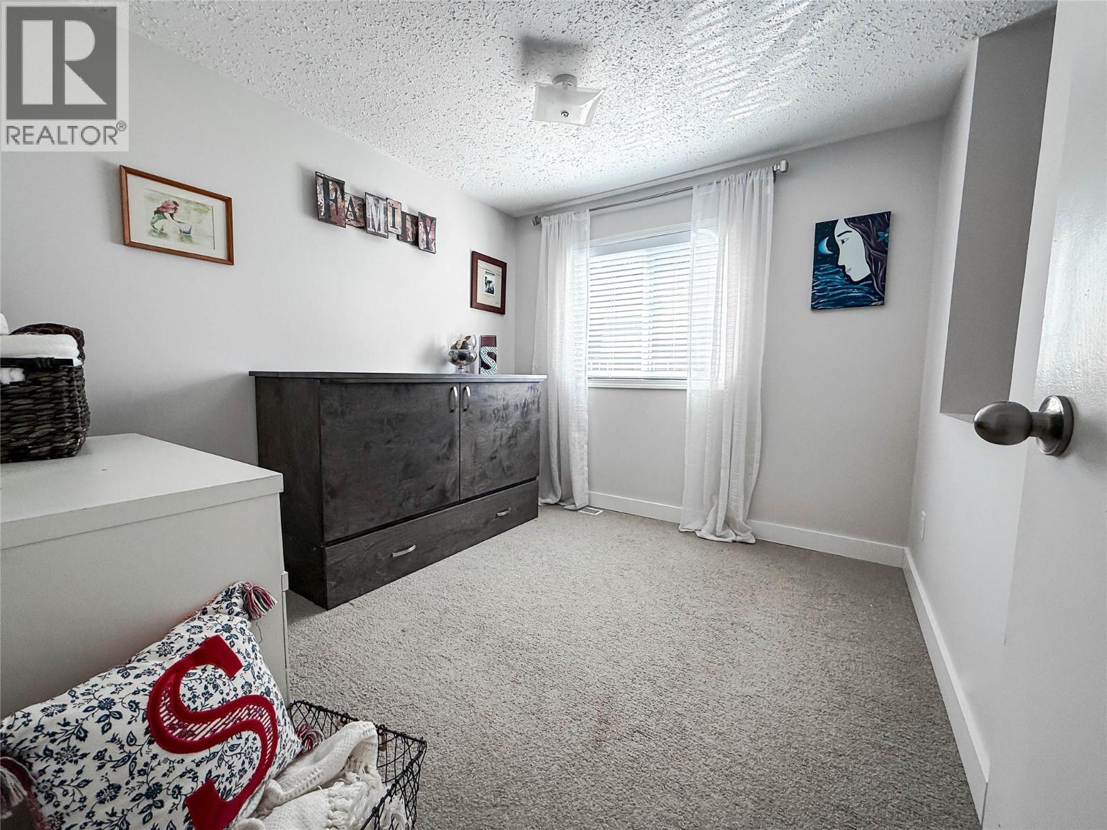 2300 Mcbride Street, Trail, British Columbia  V1R 4N8 - Photo 31 - 10389081
