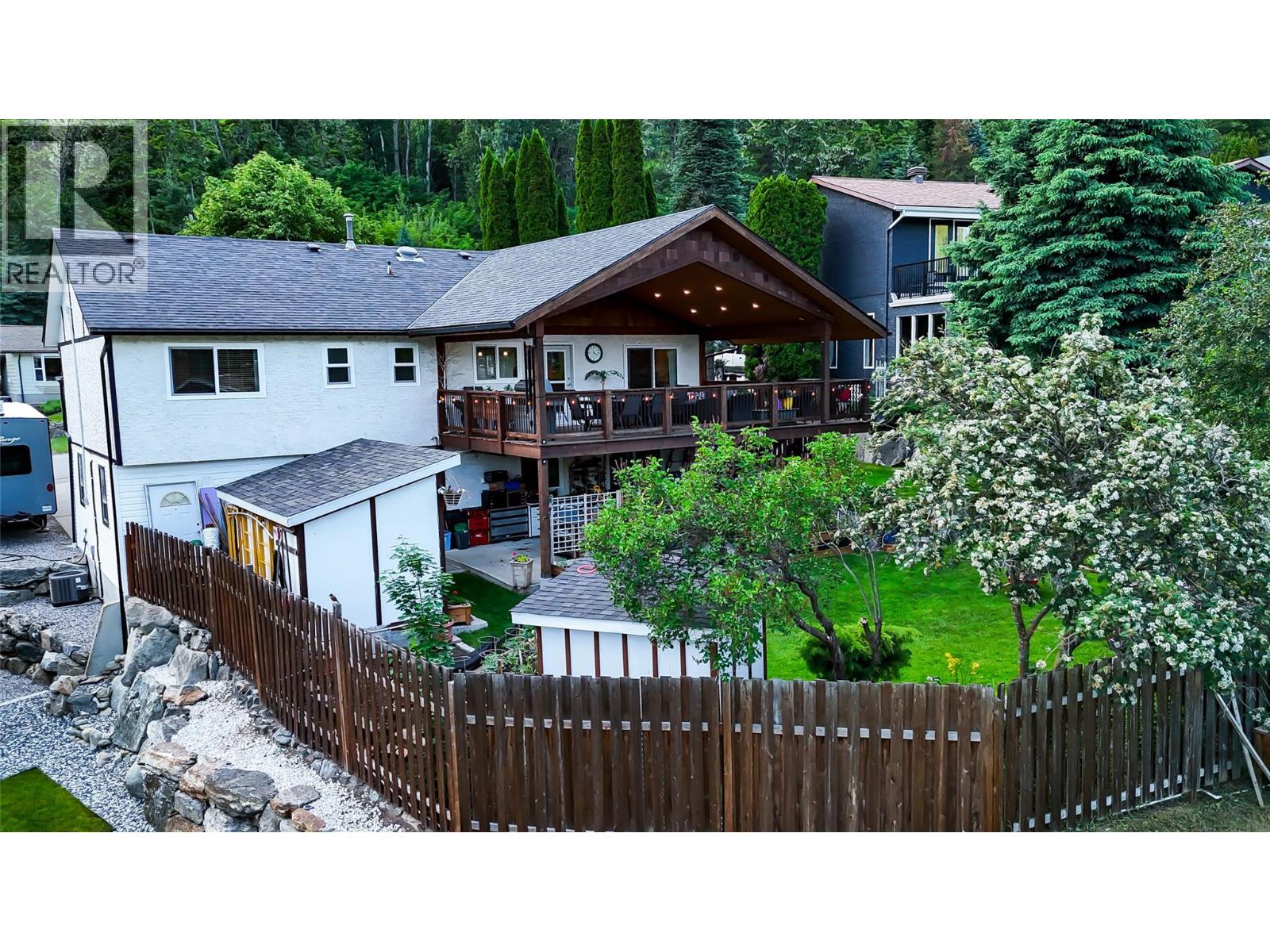 2300 Mcbride Street, Trail, British Columbia  V1R 4N8 - Photo 51 - 10389081