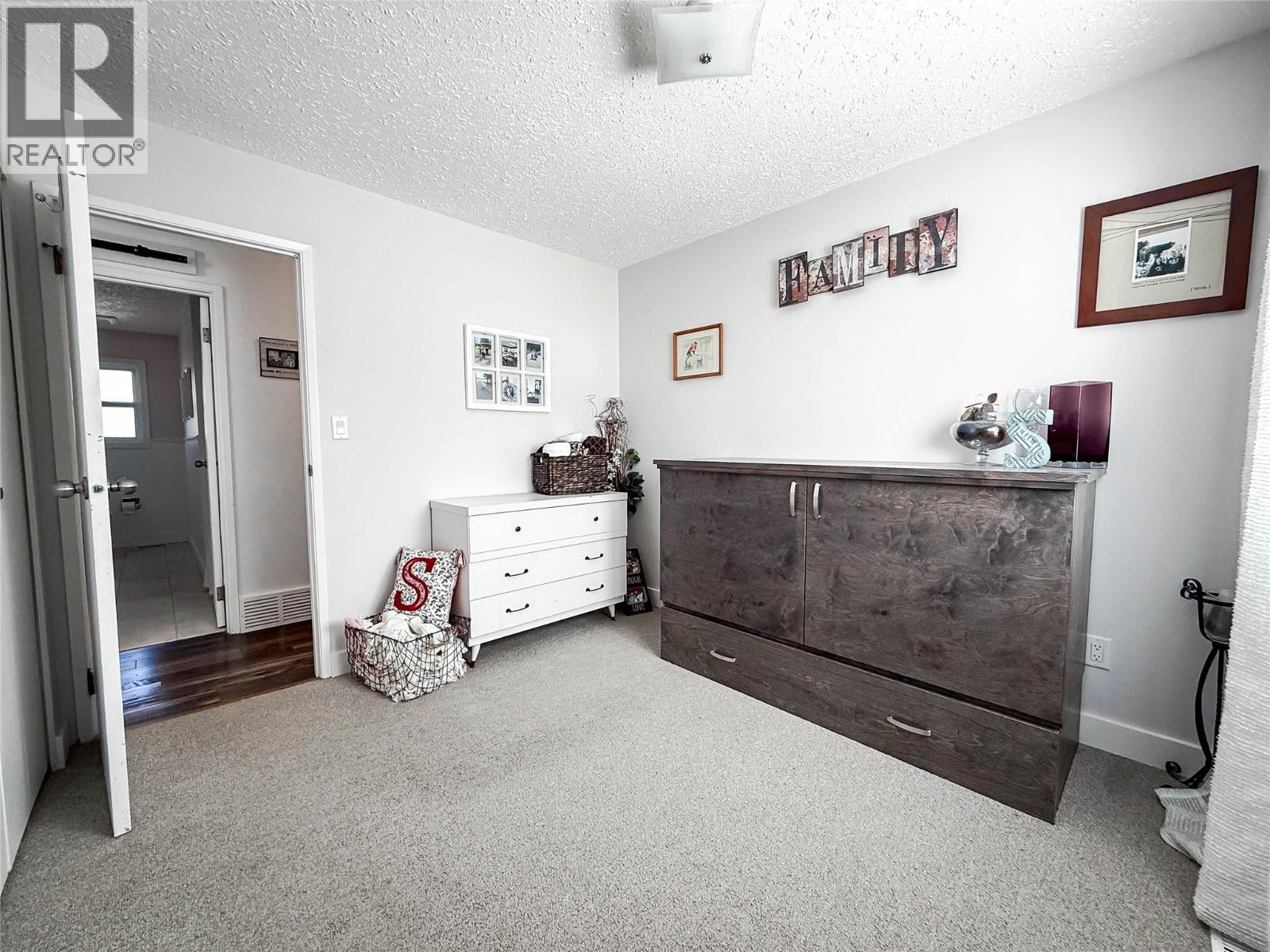 2300 Mcbride Street, Trail, British Columbia  V1R 4N8 - Photo 32 - 10389081