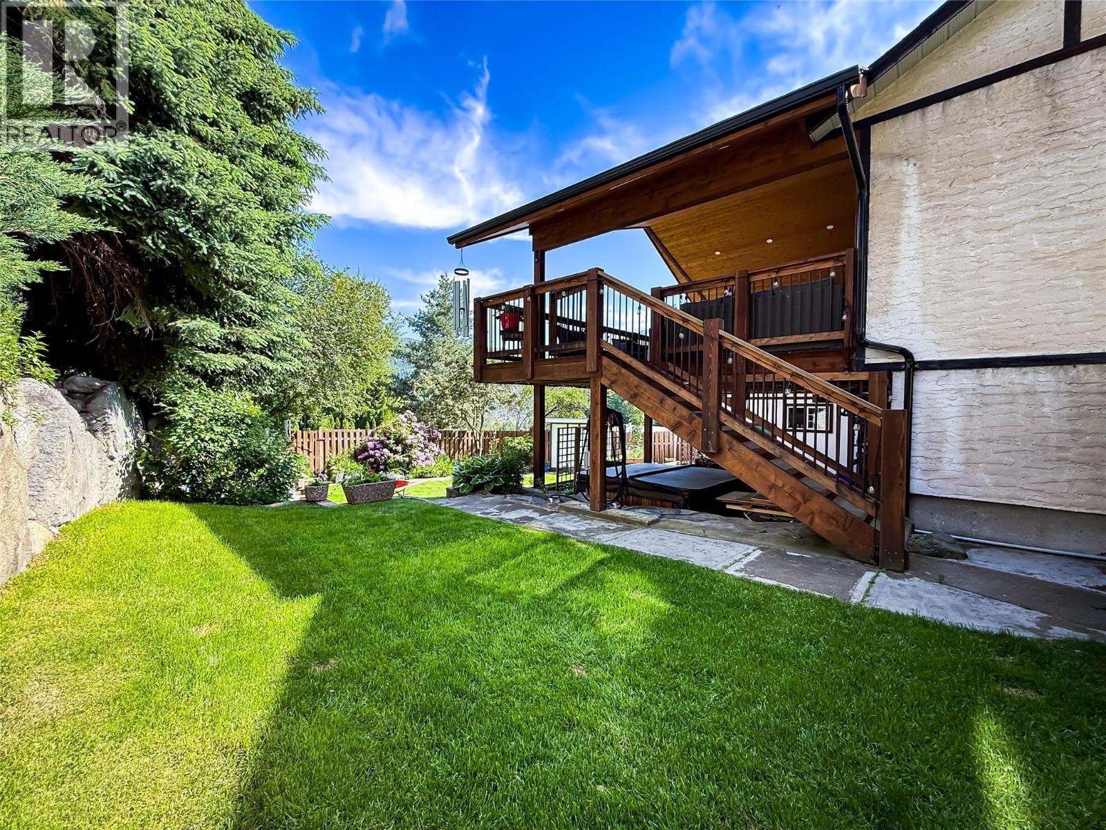 2300 Mcbride Street, Trail, British Columbia  V1R 4N8 - Photo 55 - 10389081