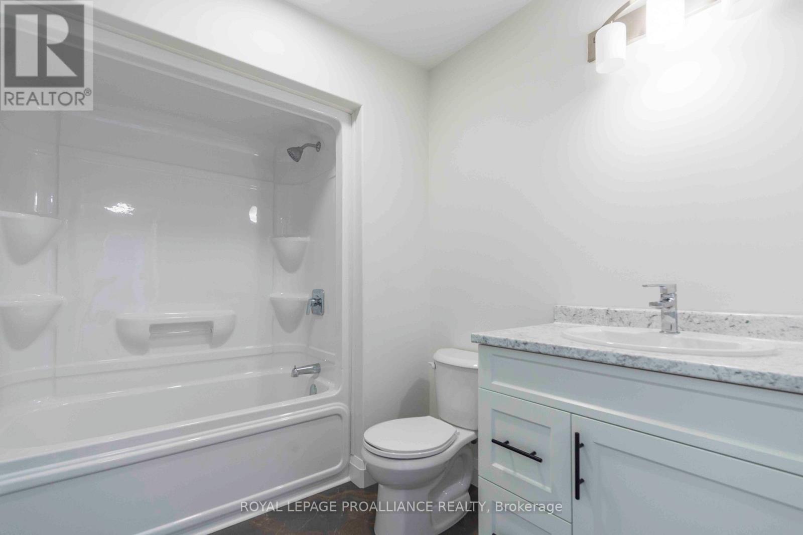 70 Stirling Crescent, Prince Edward County (Picton Ward), Ontario  K0K 2T0 - Photo 19 - X12709238