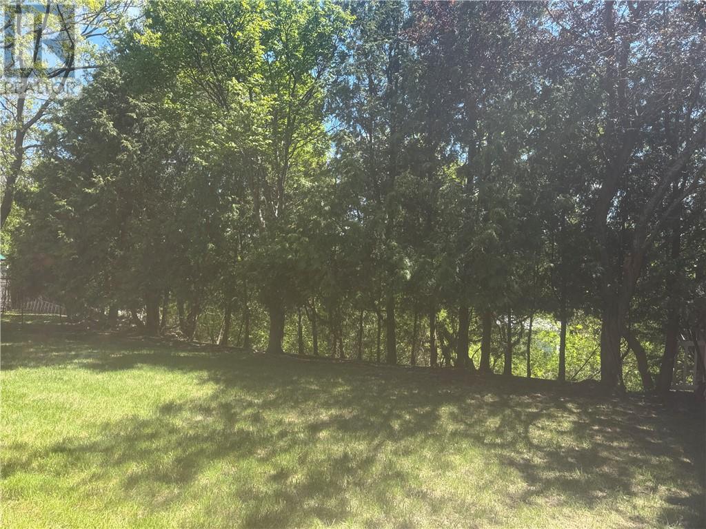 34 Village Crescent, Greater Sudbury, Ontario  P3A 4X9 - Photo 20 - 2127002