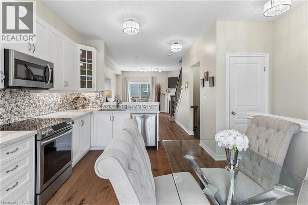 30 Chapman Lane, Hamilton, Ontario  L9G 0A5 - Photo 6 - 40834471