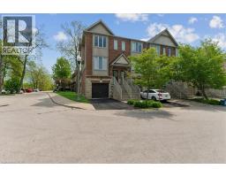 30 CHAPMAN Lane, Hamilton, Ontario