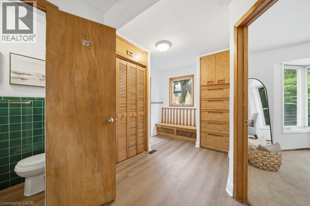 37 Central Street, Waterloo, Ontario  N2L 3A7 - Photo 18 - 40833865