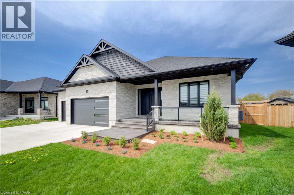 311 Orr Street, Stratford, Ontario  N5A 0J7 - Photo 3 - 40831087