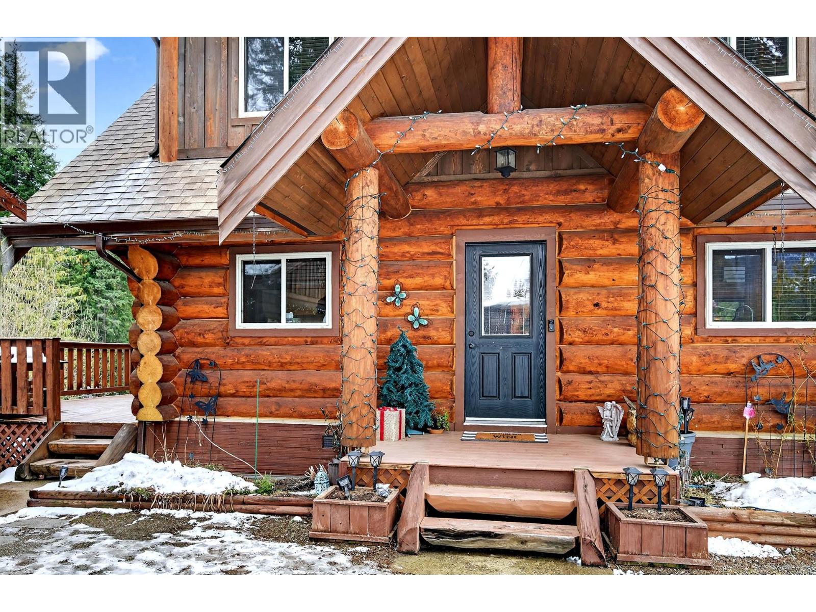 165 OGDEN Road, Clearwater, British Columbia