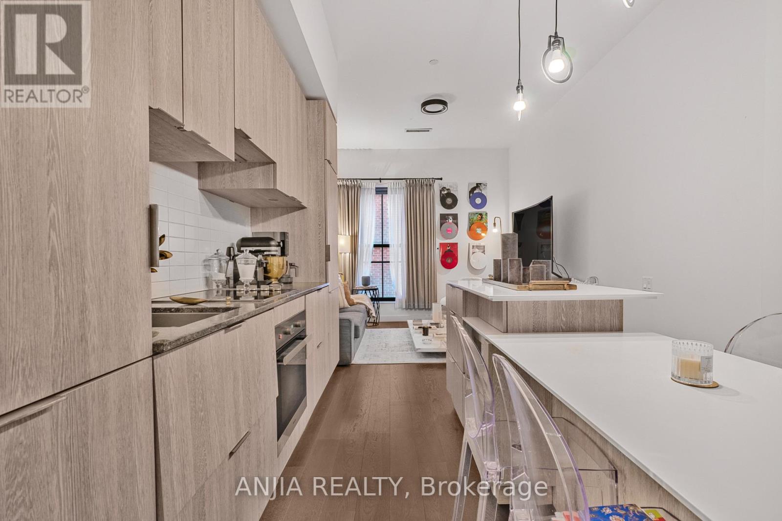 414 - 5 St Joseph Street, Toronto, Ontario  M4Y 0B6 - Photo 11 - C13210394