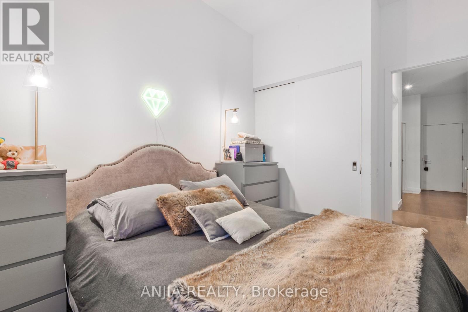 414 - 5 St Joseph Street, Toronto, Ontario  M4Y 0B6 - Photo 13 - C13210394