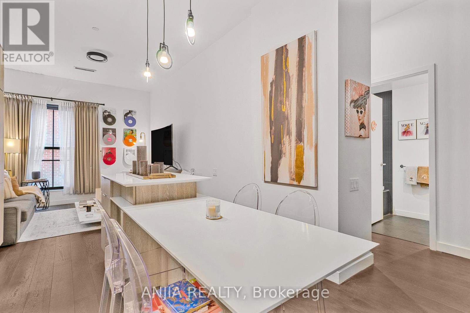 414 - 5 St Joseph Street, Toronto, Ontario  M4Y 0B6 - Photo 2 - C13210394