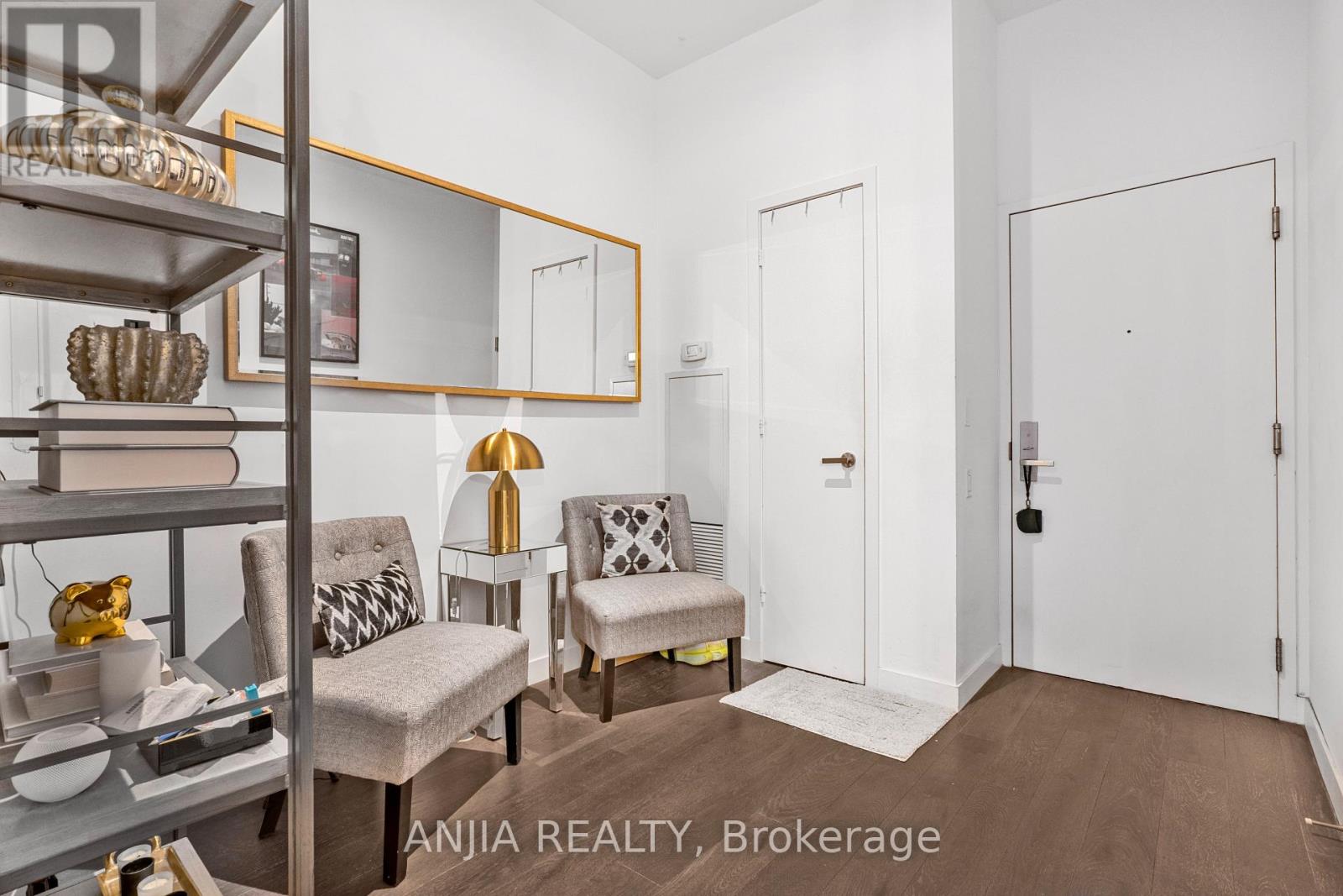 414 - 5 St Joseph Street, Toronto, Ontario  M4Y 0B6 - Photo 4 - C13210394