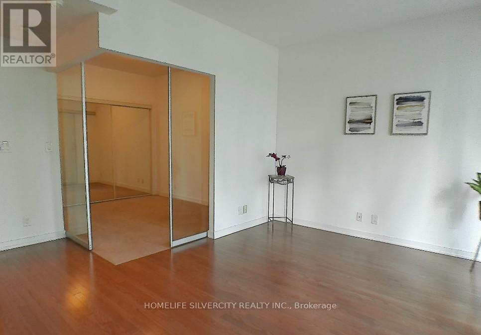 601 - 12 York Street, Toronto, Ontario  M5J 0A9 - Photo 13 - C13210464