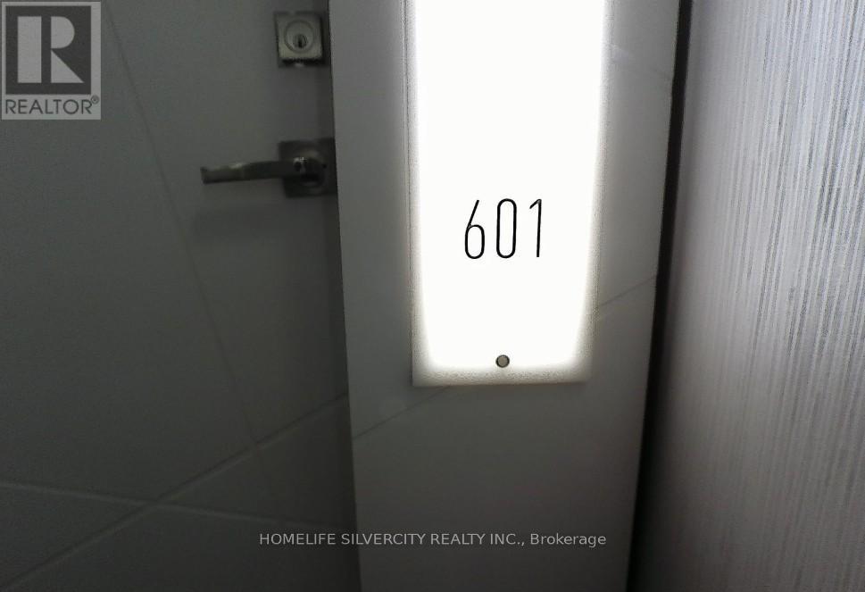 601 - 12 York Street, Toronto, Ontario  M5J 0A9 - Photo 3 - C13210464