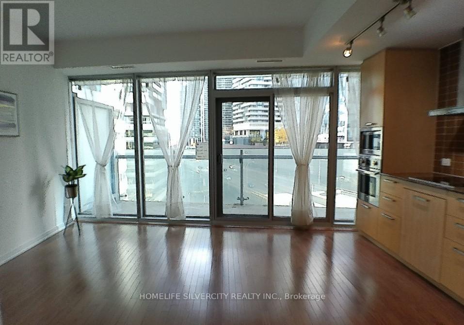 601 - 12 York Street, Toronto, Ontario  M5J 0A9 - Photo 8 - C13210464