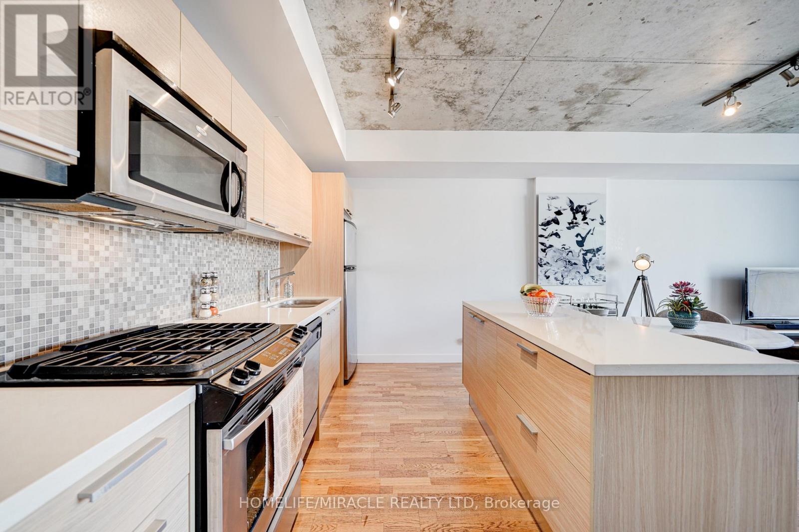 701 - 25 Oxley Street, Toronto, Ontario  M5V 2J5 - Photo 16 - C13210466