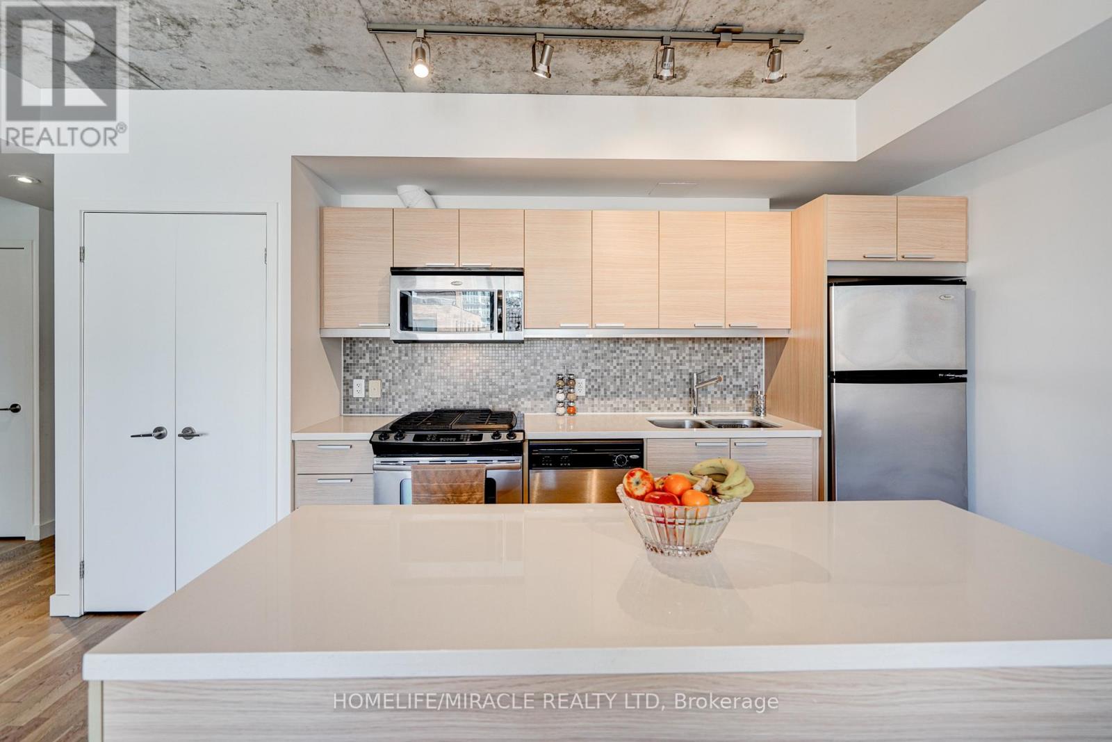701 - 25 Oxley Street, Toronto, Ontario  M5V 2J5 - Photo 18 - C13210466
