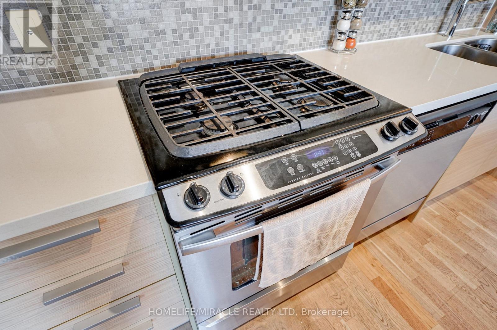 701 - 25 Oxley Street, Toronto, Ontario  M5V 2J5 - Photo 20 - C13210466