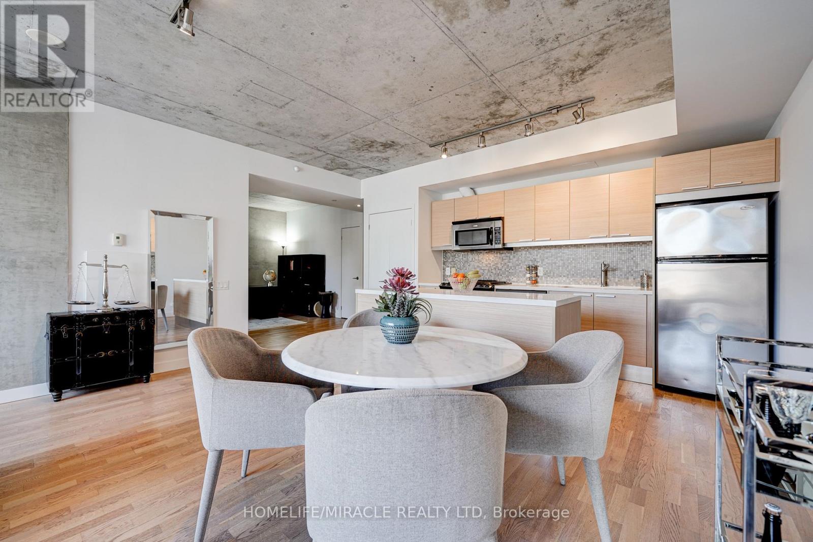 701 - 25 Oxley Street, Toronto, Ontario  M5V 2J5 - Photo 24 - C13210466