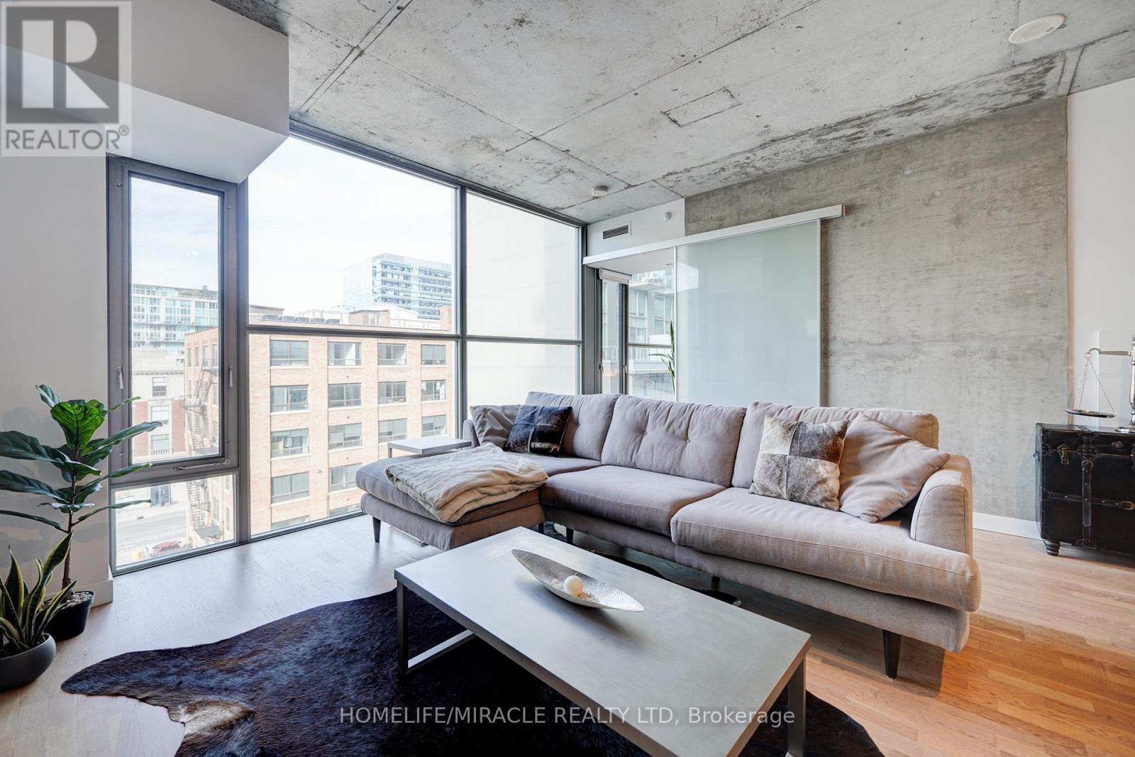 701 - 25 Oxley Street, Toronto, Ontario  M5V 2J5 - Photo 30 - C13210466