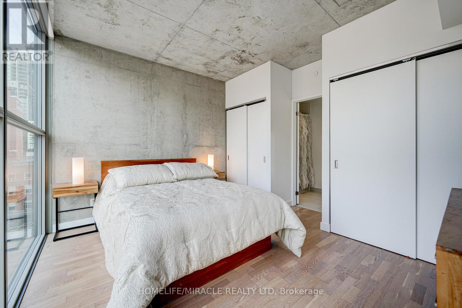 701 - 25 Oxley Street, Toronto, Ontario  M5V 2J5 - Photo 32 - C13210466
