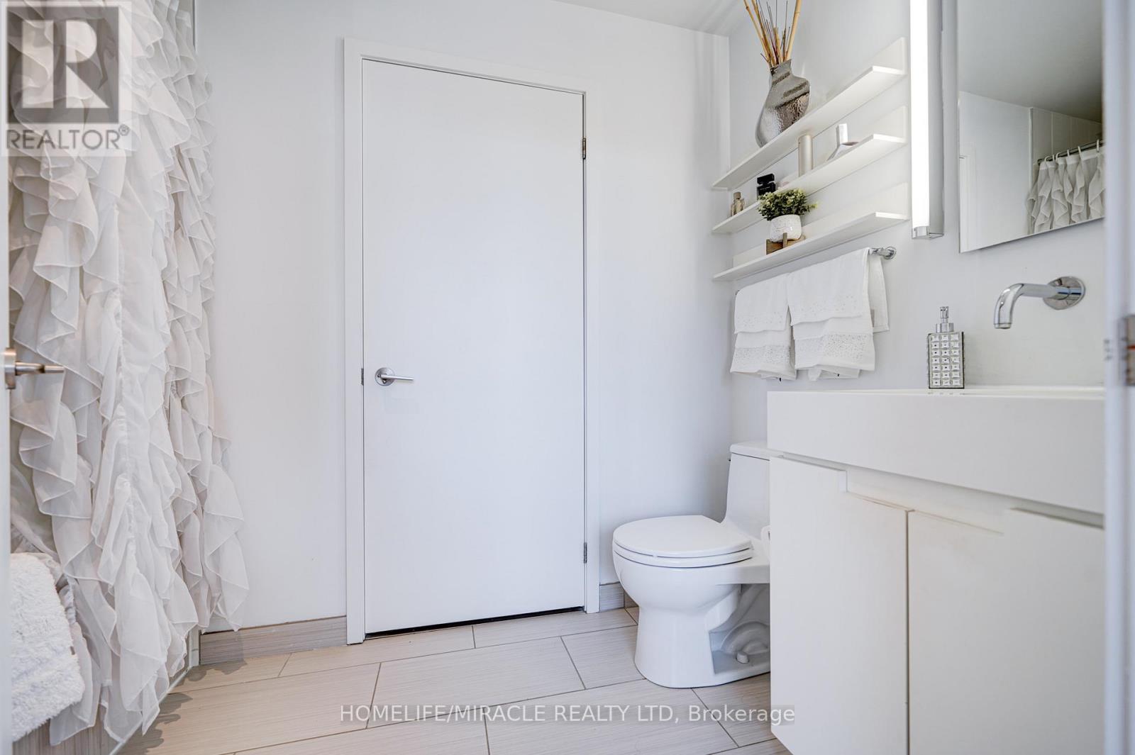 701 - 25 Oxley Street, Toronto, Ontario  M5V 2J5 - Photo 38 - C13210466