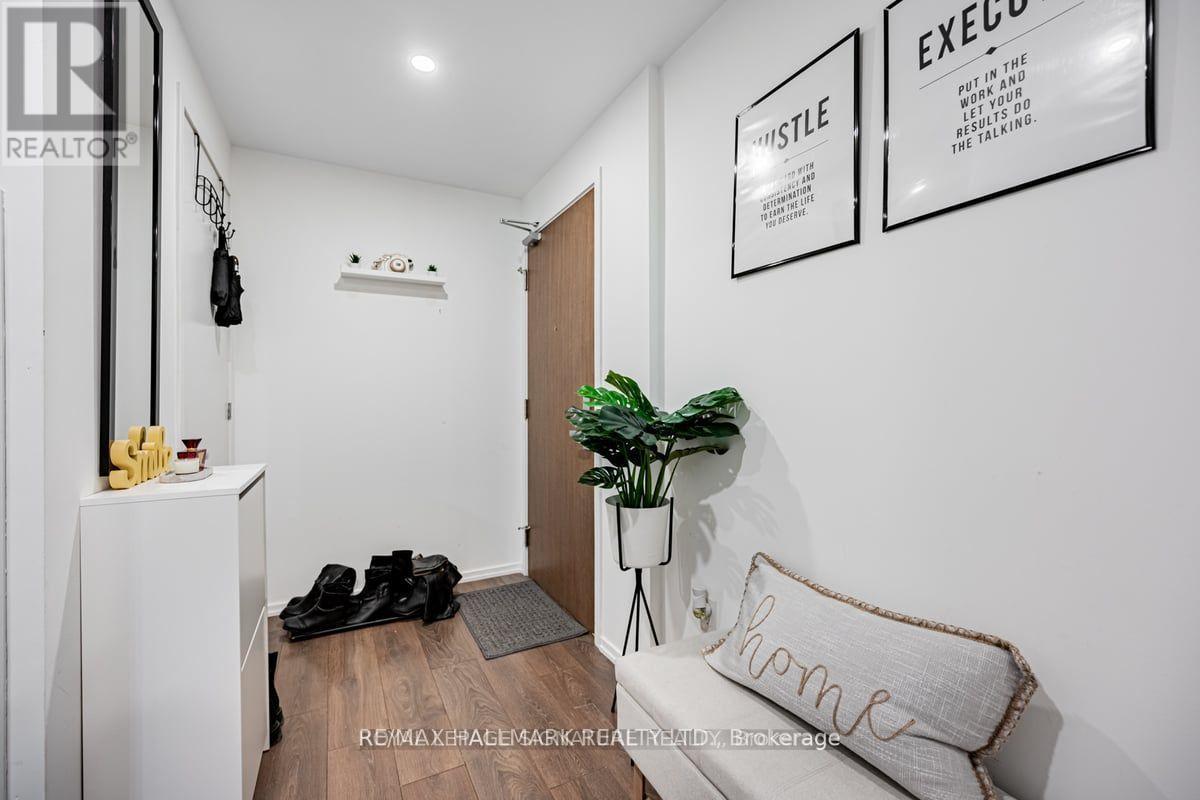 227 - 783 Bathurst Street, Toronto, Ontario  M5A 0A8 - Photo 14 - C13210526