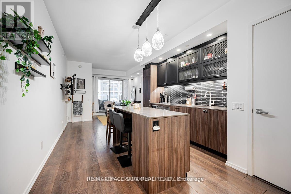 227 - 783 Bathurst Street, Toronto, Ontario  M5A 0A8 - Photo 2 - C13210526
