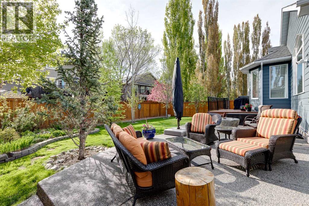 89 Douglasdale Crescent Se, Calgary, Alberta  T2Z 3A2 - Photo 38 - A2314183
