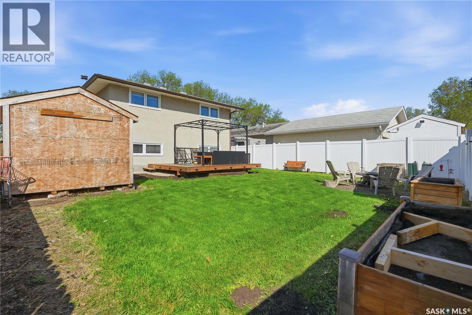 267 Upland Drive, Regina, Saskatchewan  S4R 5H5 - Photo 32 - SK037490