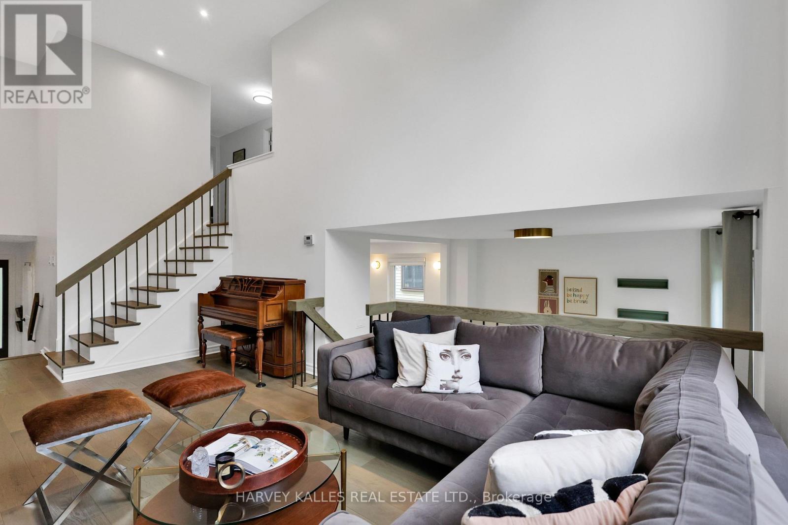 41 Donnamora Crescent, Markham, Ontario  L3T 4K6 - Photo 9 - N13210458
