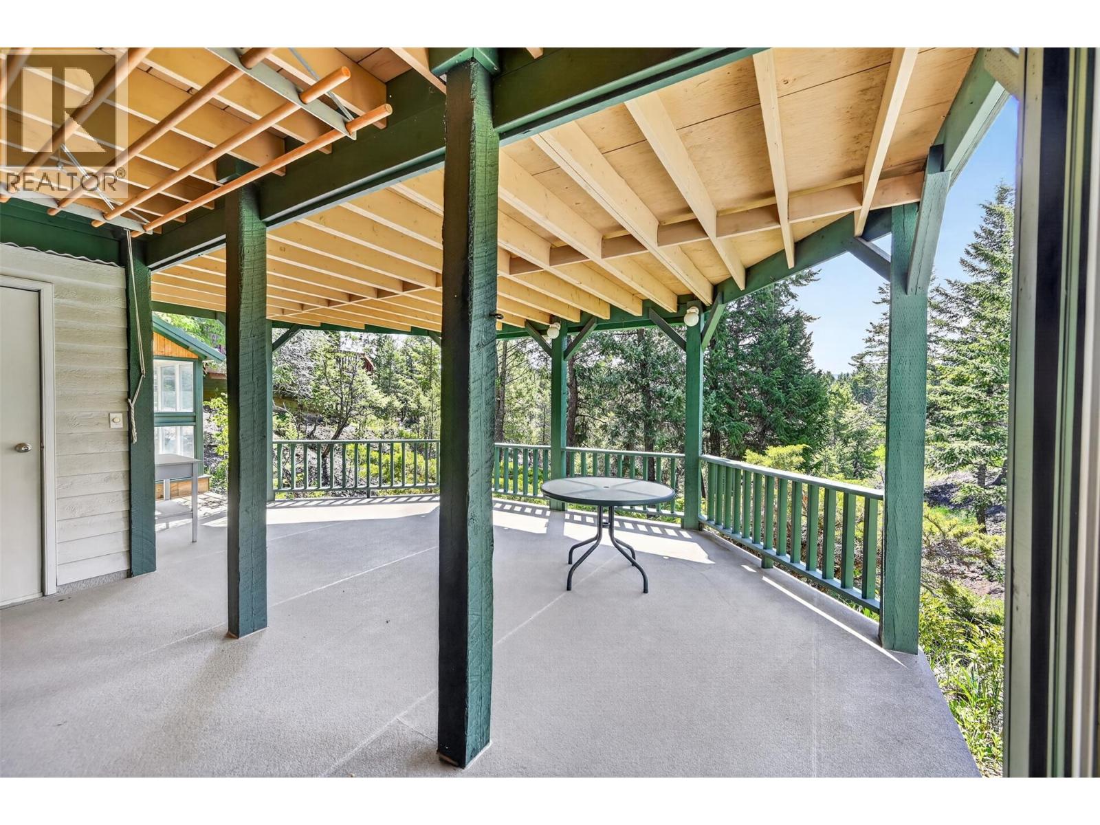 1067 Timberhill Place, Windermere, British Columbia  V0A 1K3 - Photo 31 - 10389083